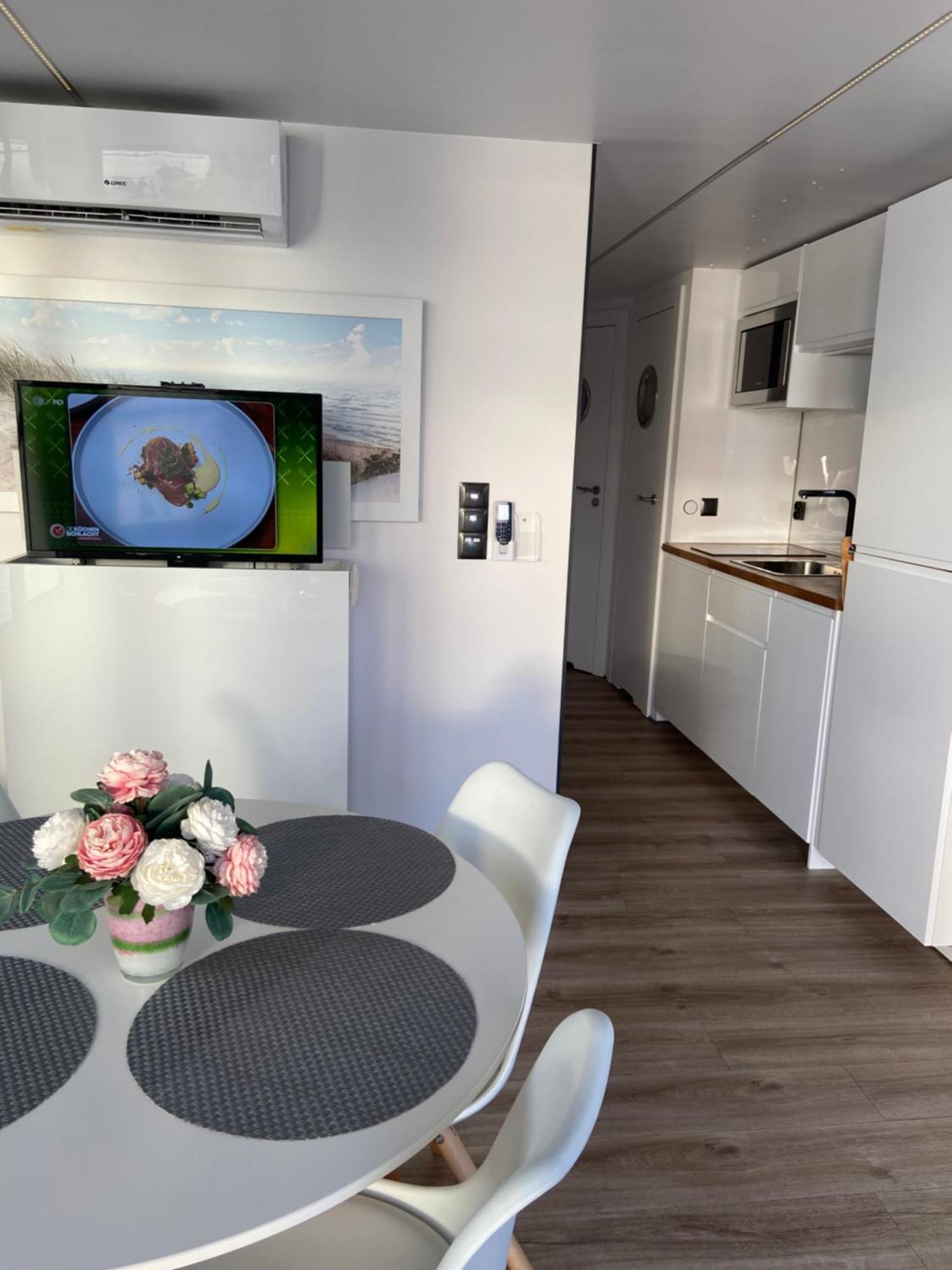Hausboot Fjord Claudia Schleswig 호텔 외부 사진