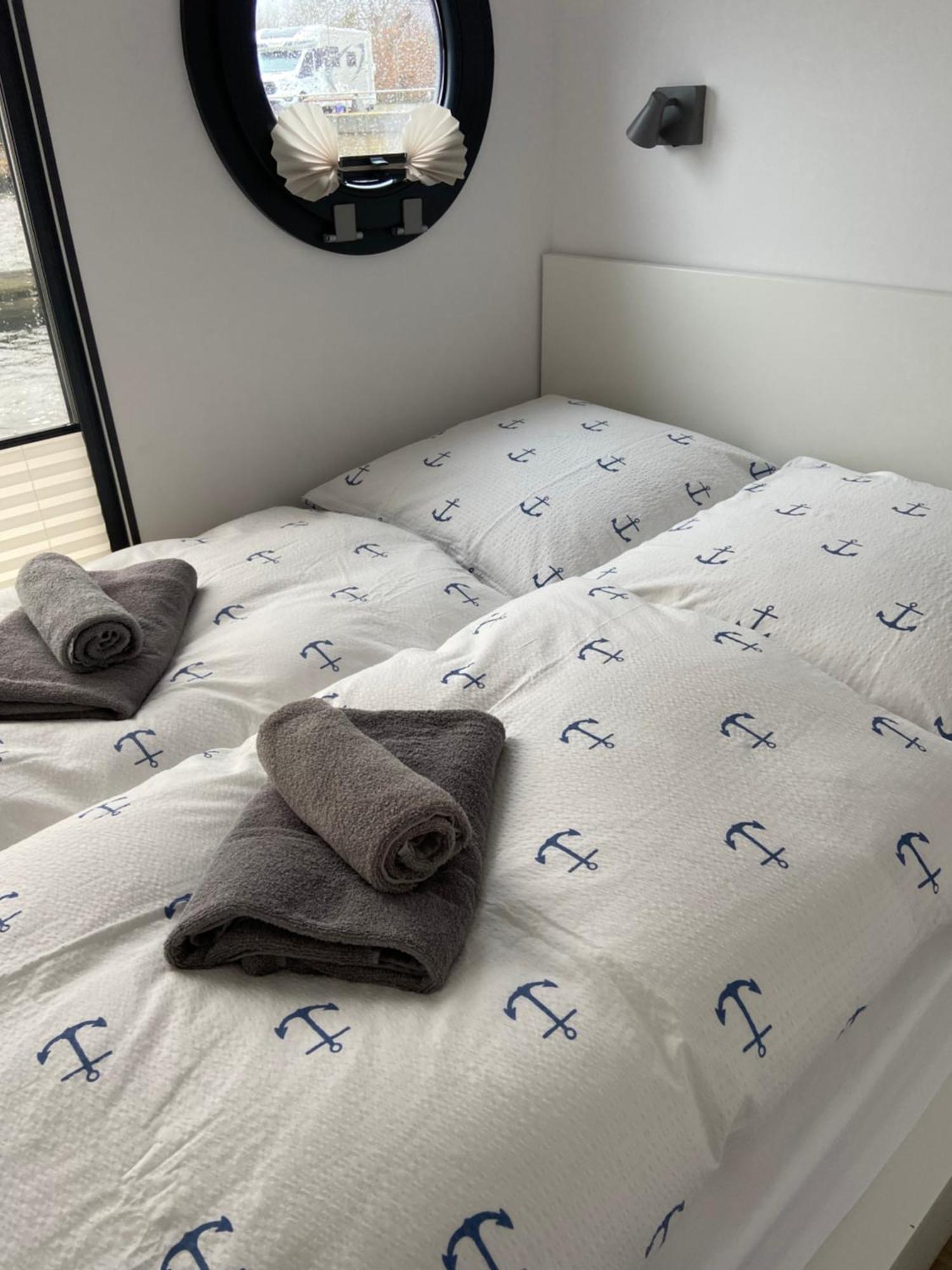 Hausboot Fjord Claudia Schleswig 호텔 외부 사진